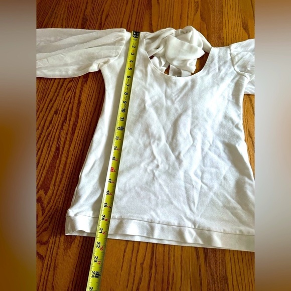 Alythea Ivory White Top Side Zip Off Shoulder Shoulder Tie Peasant Sleeve Size M - Picture 8 of 11
